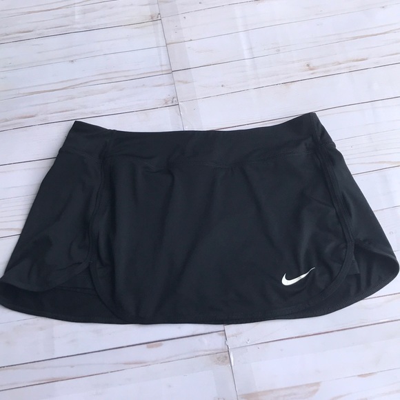 Nike Pants - Nike Dri-Fit Tennis Skort medium